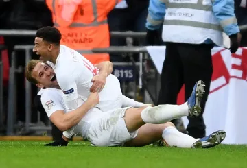 Кейн взриви "Уембли" в края