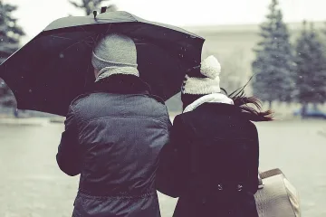 Облачно, студено, с дъжд и сняг в различни части на страната