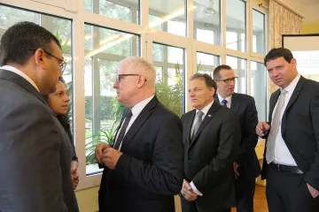 Вътрешният министър прие посланиците на държавите от ЕС