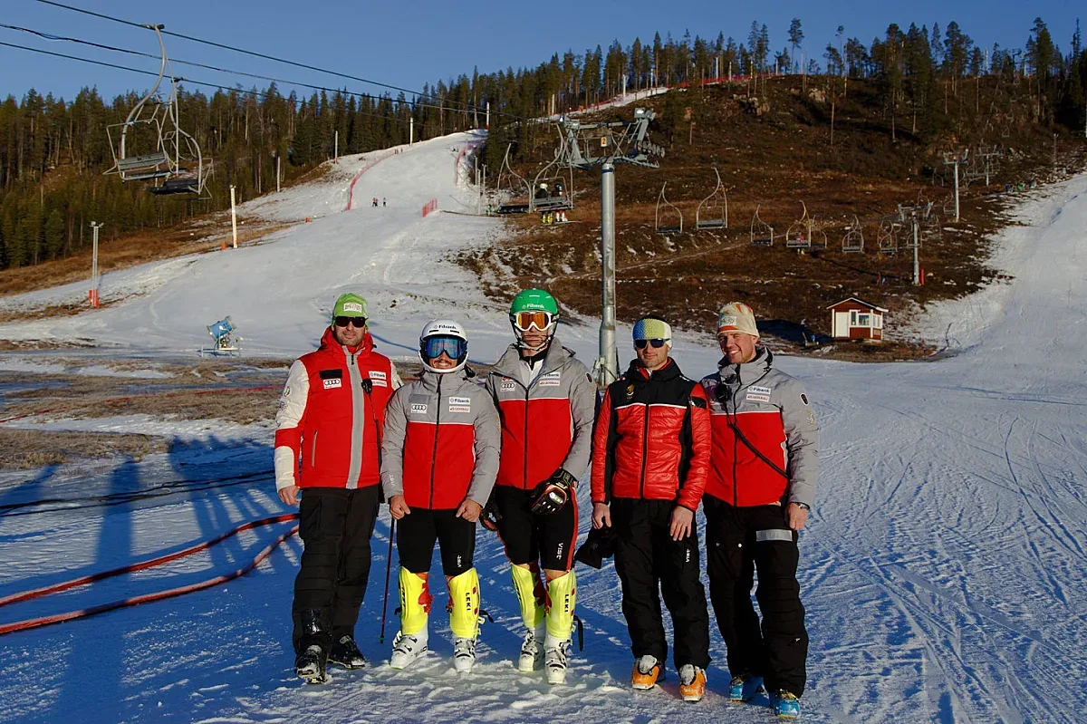 Алберт Попов ще представя България на слалома в Леви