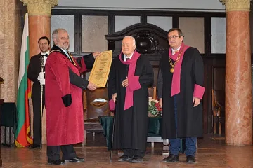 Проф. Александър Янков получава Гран При на Националните правосъдни