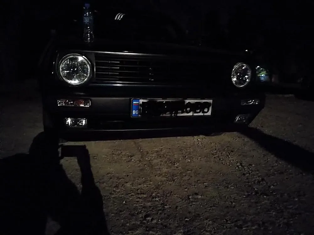 Напръскали колата и на треньора на Славия