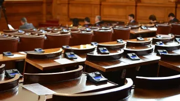 Депутатската заплата с 90 лева нагоре през ноември