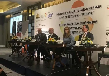 Ангелкова предлага да има консултативен съвет за дигитализация в туризма