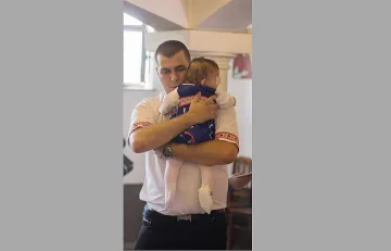 Двойният убиец от София отвлякъл такси преди да стреля по детето си