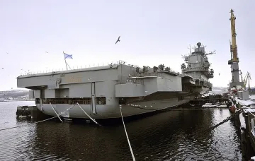 Четирима ранени при ремонта на самолетоносача "Адмирал Кузнецов"