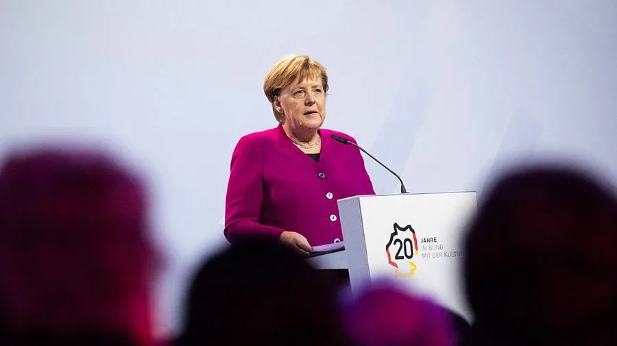 РЕАКЦИИ: Как светът приема новината за края на „Ерата Меркел”?