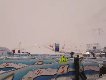 Пак отмениха старта на мъжете в Зьолден