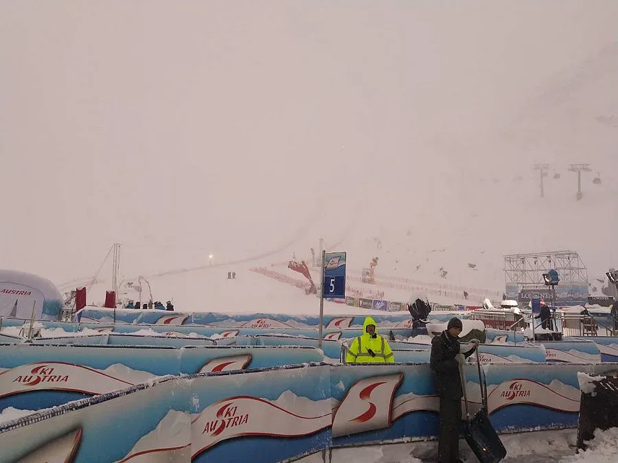 Пак отмениха старта на мъжете в Зьолден