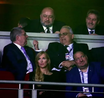 Бах и Кралев гледат заедно световното в Будапеща