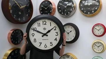 Три важни европейски държави искат да продължим да сменяме часовото време
