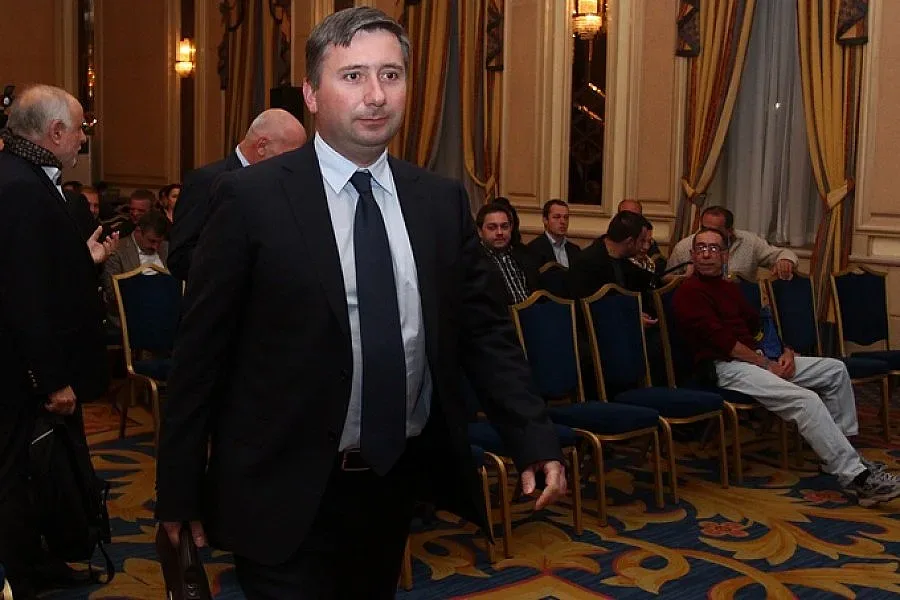 Прокуратурата повдигна на Иво Прокопиев и още двама обвинение за пране на пари