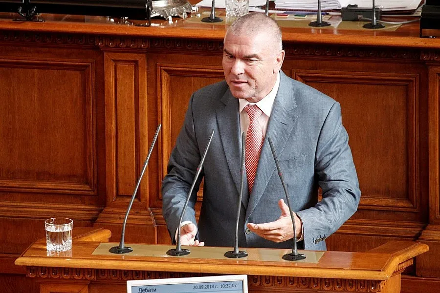 Марешки пак зове Каракачанов и Валери Симеонов да си подадат оставките