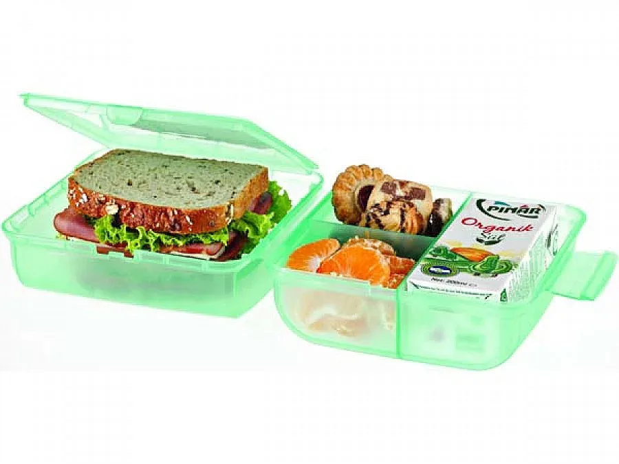 Забраняват и пластмасовите кутии за сандвичи