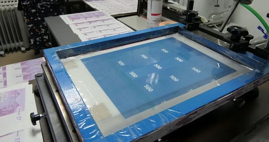 Арестуваха големи „печатари“ на фалшиви банкноти в Слънчев бряг