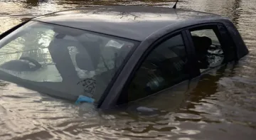 Порой и градушка наводниха центъра на Рим