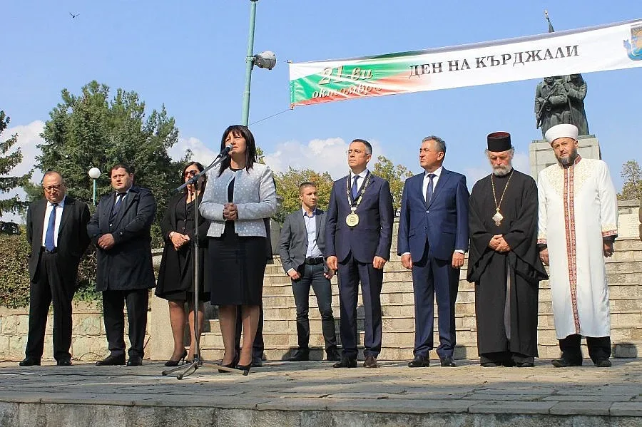 Шефката на парламента участва в честванията по повод Деня на Кърджали