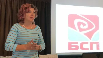 Таня Найденова, председател на ОЖС в БСП – София: Недопустимо е Валери Симеонов да отговаря за демографската политика