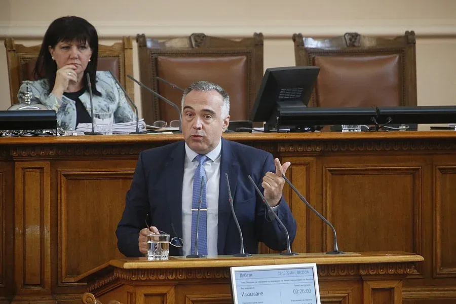 БСП обвинява кабинета за тежка кадрова криза в здравеопазването