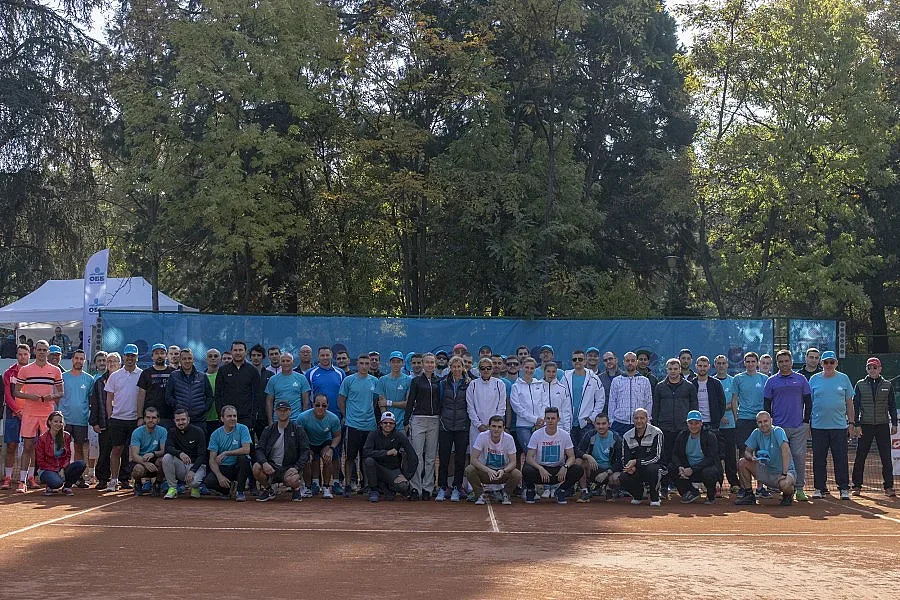 38 двойки взеха участие в първия ОББ тенис турнир