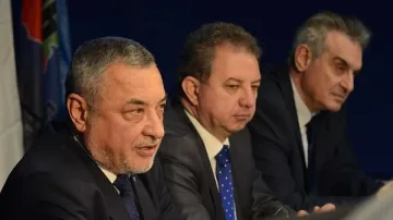 Извънредно! Валери Симеонов свали доверието си от Волен Сидеров