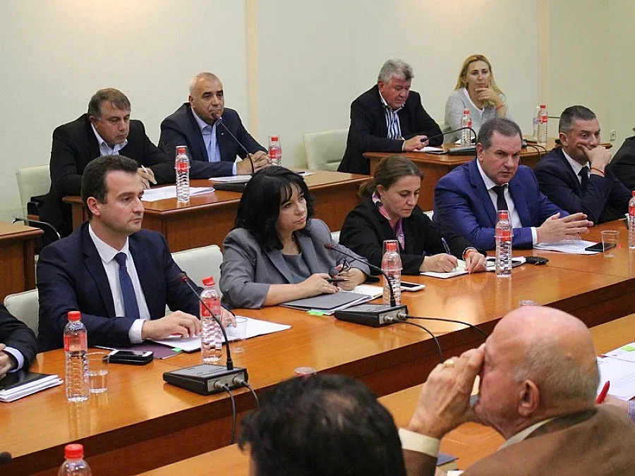 Запазването на капацитета на "Марица-изток" е водещ приоритет в енергийния отрасъл