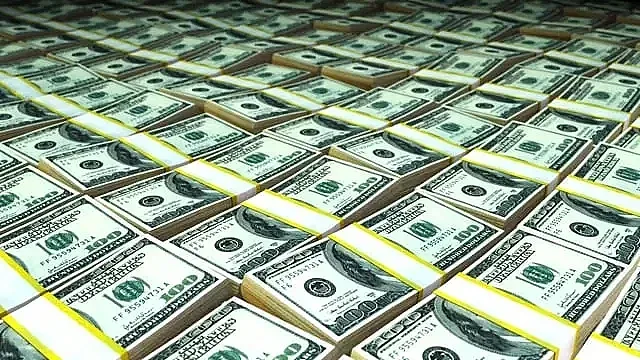 Пренареждане на върха! Обявиха най-богатата внучка