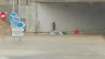 Поройни дъждове в Испания взеха жертви 