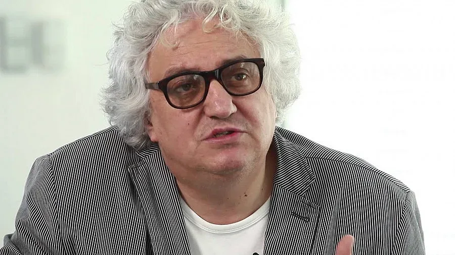 Журналисти и лекари трябва да имат специална защита