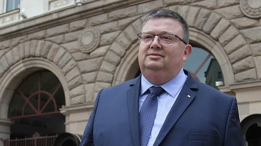 Сотир Цацаров: Да борим битовата престъпност чрез местна жандармерия