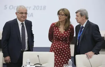 Външният министър: Историята трябва да бъде наш учител, а не ограничение