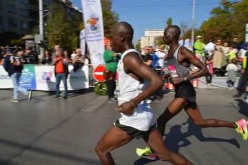 Трима в люта битка за 20-хилядния джакпот на WIZZ AIR София маратон 2018