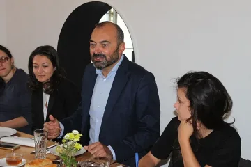 Спад в броя на сделките с недвижими имоти, при ръст в цените