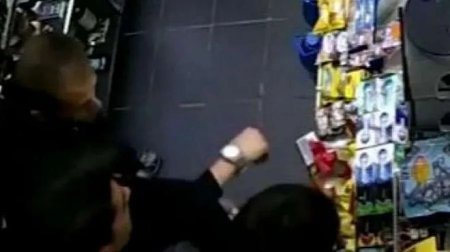 Крадецът от Варна: Търсех портмонето, пистолетът бе отгоре