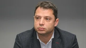 Делян Добрев: По-добре реформи и вот на недоверие, отколкото да няма реформи