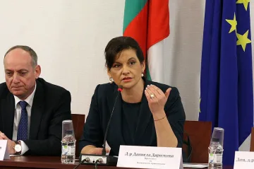 Здравната комисия в НС ще дискутира вариантите за реформа в сектора