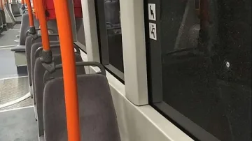 Стреляха по трамвай №7 в София 