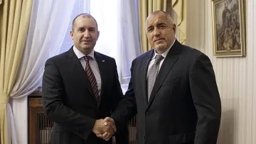 Радев нападна Борисов! Тежки обвинения