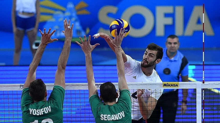 Националите ни по волейбол загубиха от САЩ