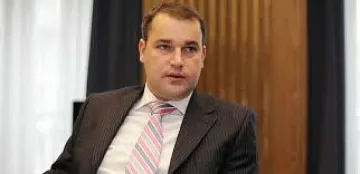 Чешки банкер: Еврозоната извива ръцете на България