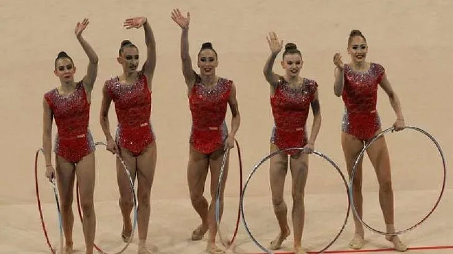 България ликува! Ансамбълът се окичи със златото