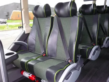 Автобусите вече задължително ще имат колани и видеорегистратори