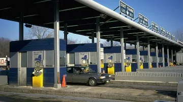 Електронните винетки в сила от 1 януари, тол-системата - от 16 август догодина