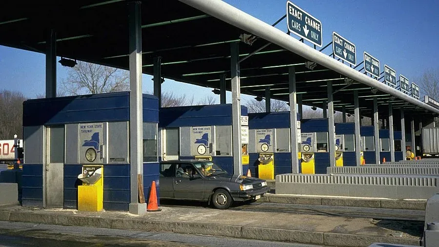 Електронните винетки в сила от 1 януари, тол-системата - от 16 август догодина