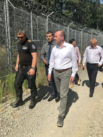 Манфред Вебер е категоричен, че България е изпълнила всички критерии за Шенген 