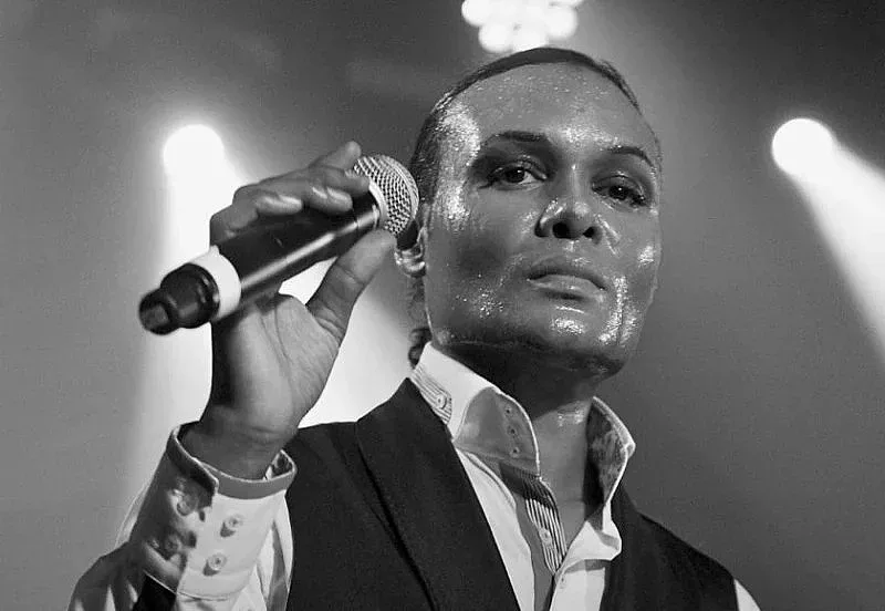 Светът загуби легендарен певец от 80-те