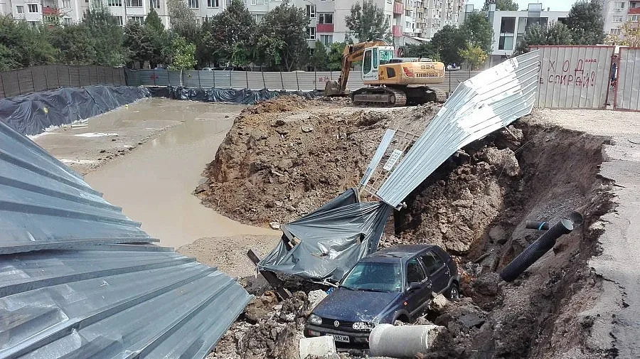 Общината спира строителен обект в квартал Овча купел, сезира прокуратурата