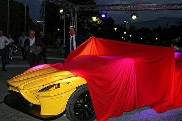 Представиха първия по рода си български електрически автомобил