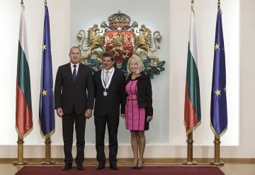 Президентът Радев награди с орден посланика на Австрия