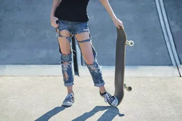 Нов живот за старите дънки, без да даваме луди пари